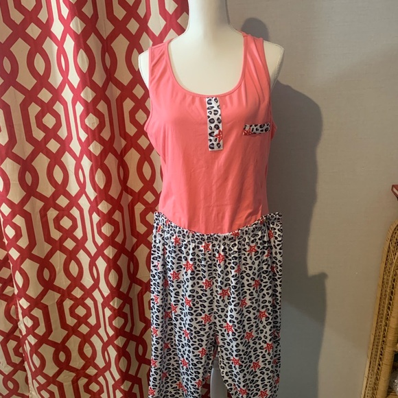 SHEIN plus size pajama set - Picture 1 of 4